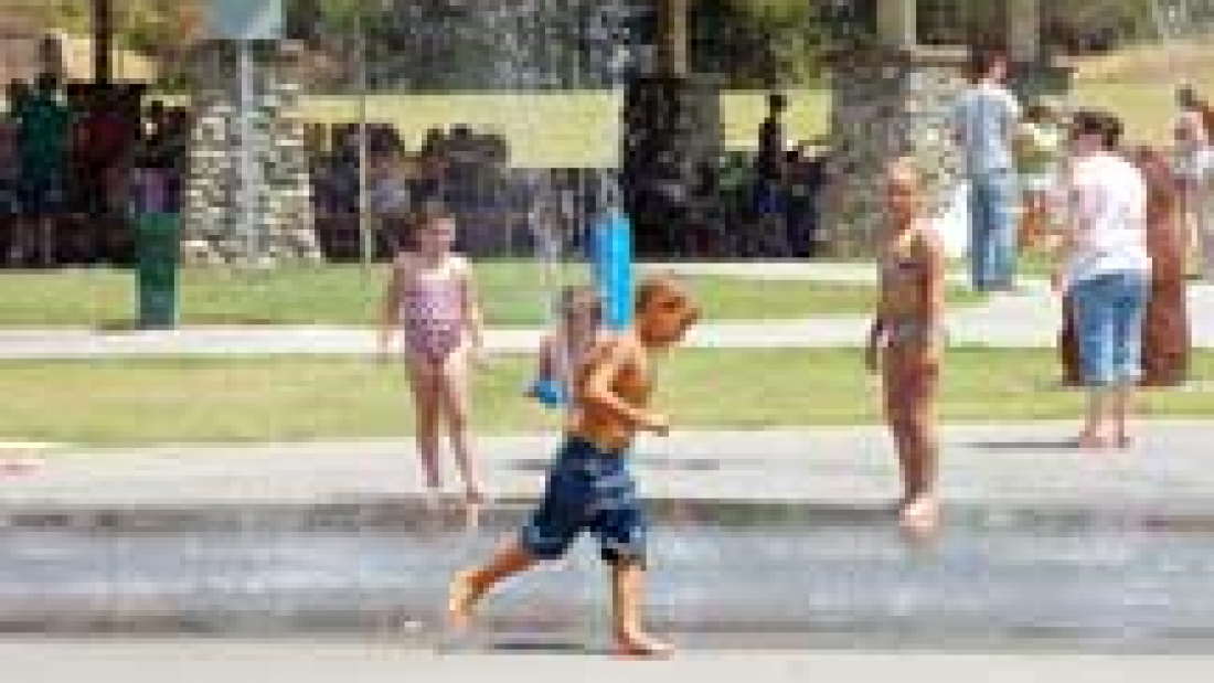 Fountain at Riverbend Park